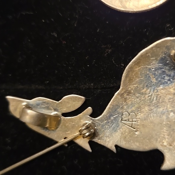 Vintage Sterling Silver Howling Wolf - Picture 3 of 3